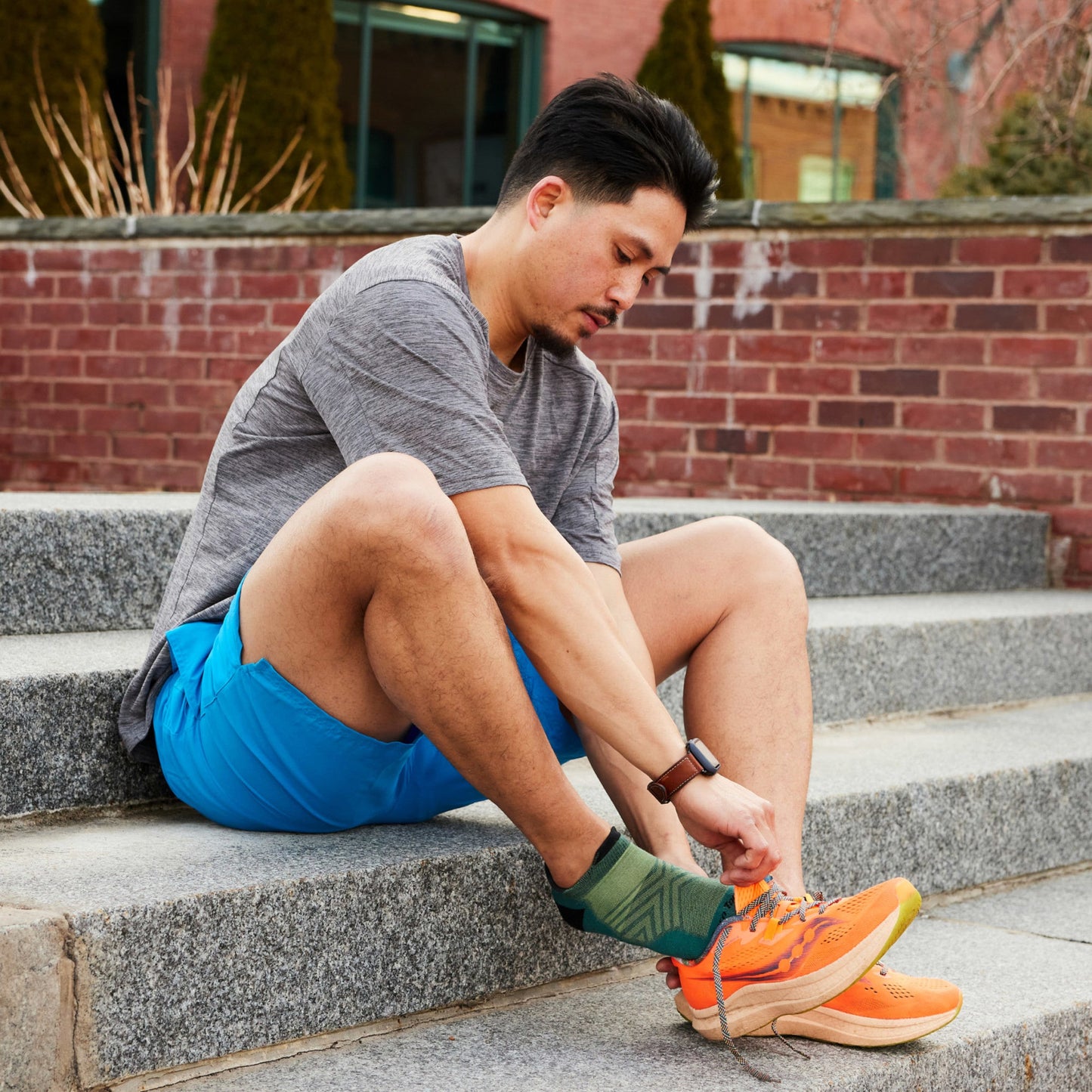 Men's Run No Show Tab Cushioned Ultra-Lightweight Running Socks