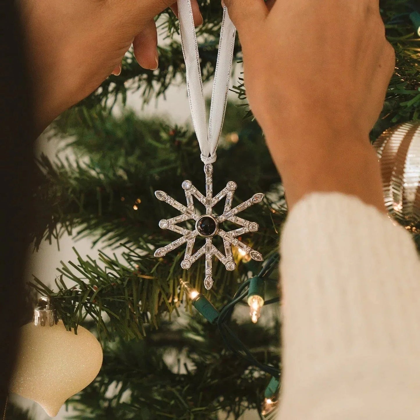 Personalized Projection Ornament Custom Photo Snowflake Christmas Gifts Multiple Styles