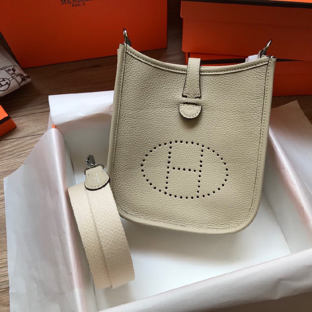Evelyne Messenger Bag H1 PD04062503