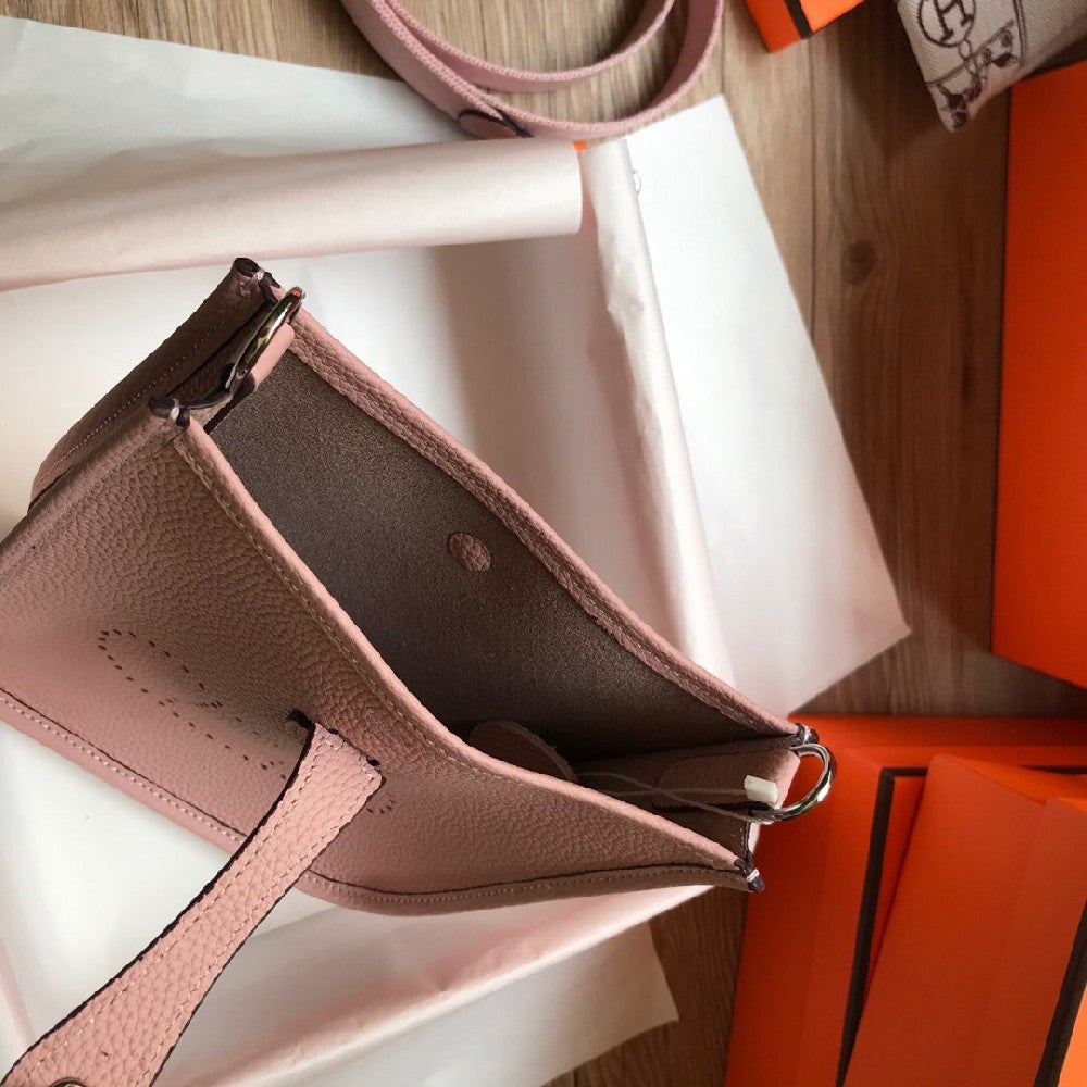 Evelyne Messenger Bag H1 PD04062503