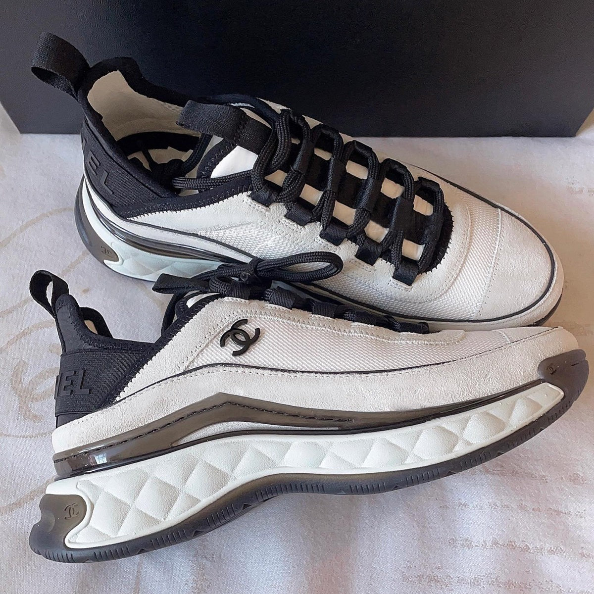 Fashion color-blocking versatile sneakers HP10032217