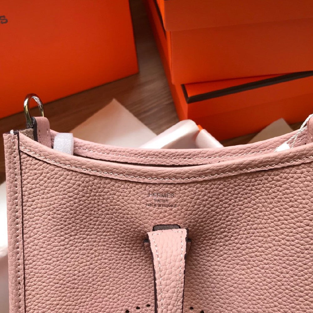 Evelyne Messenger Bag H1 PD04062503