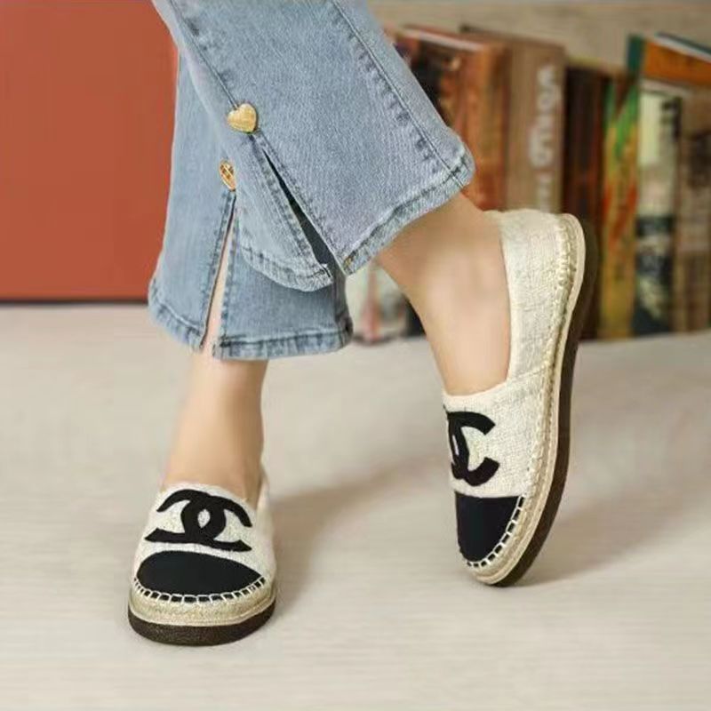 New fashion D logo womens loafers2 09