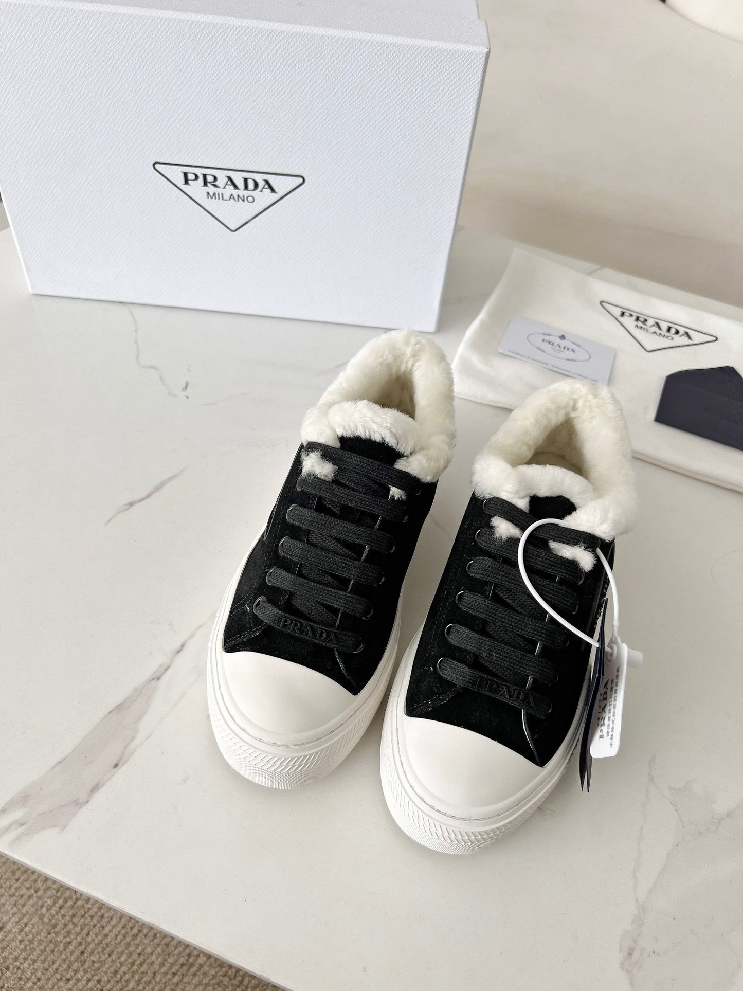 24 Autumn and Winter New Triangle Logo Wool Casual Women's Shoes XC0424101414