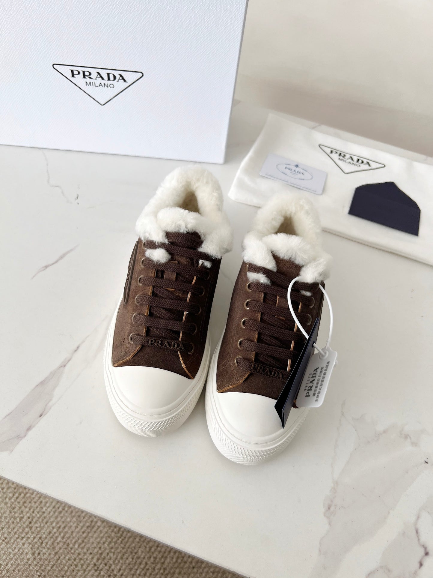 24 Autumn and Winter New Triangle Logo Wool Casual Women's Shoes XC0424101414